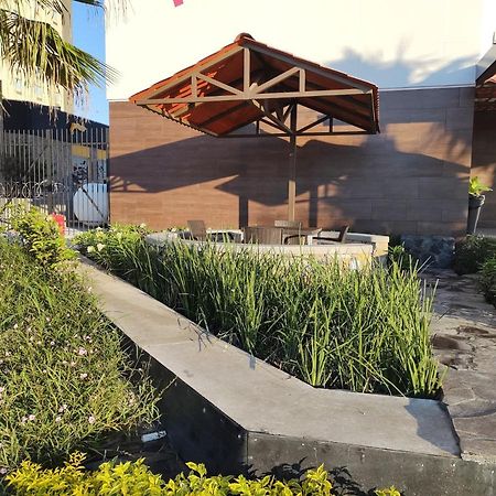 Hi! Monterrey Aeropuerto Otel Apodaca Dış mekan fotoğraf