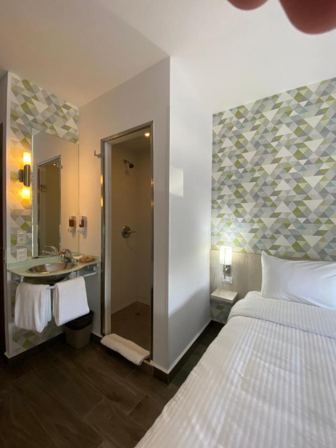 Hi! Monterrey Aeropuerto Otel Apodaca Dış mekan fotoğraf